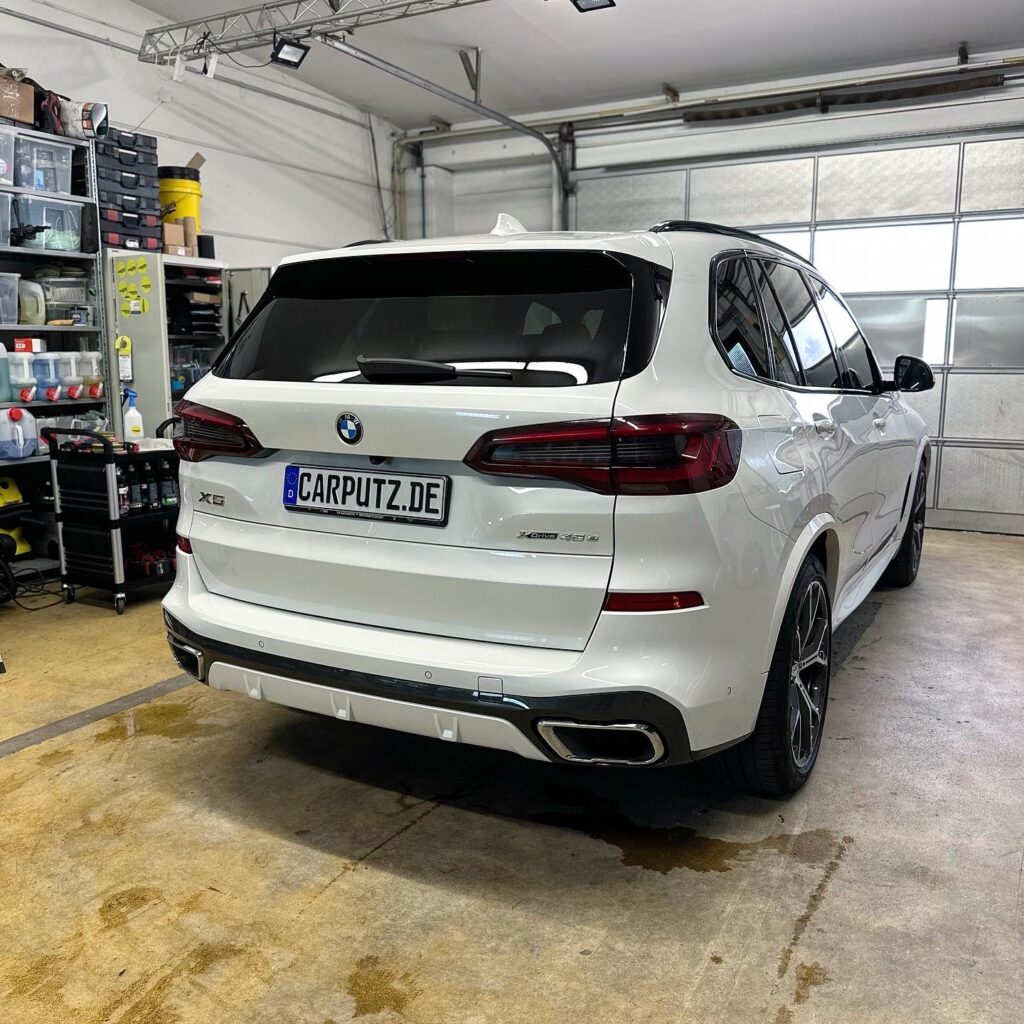 Autoaufbereitung eines BMW X5