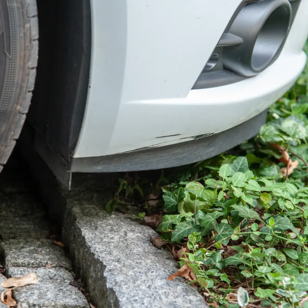 smart-repair freising | 5 Lackschaden am vorderen Stoßfänger